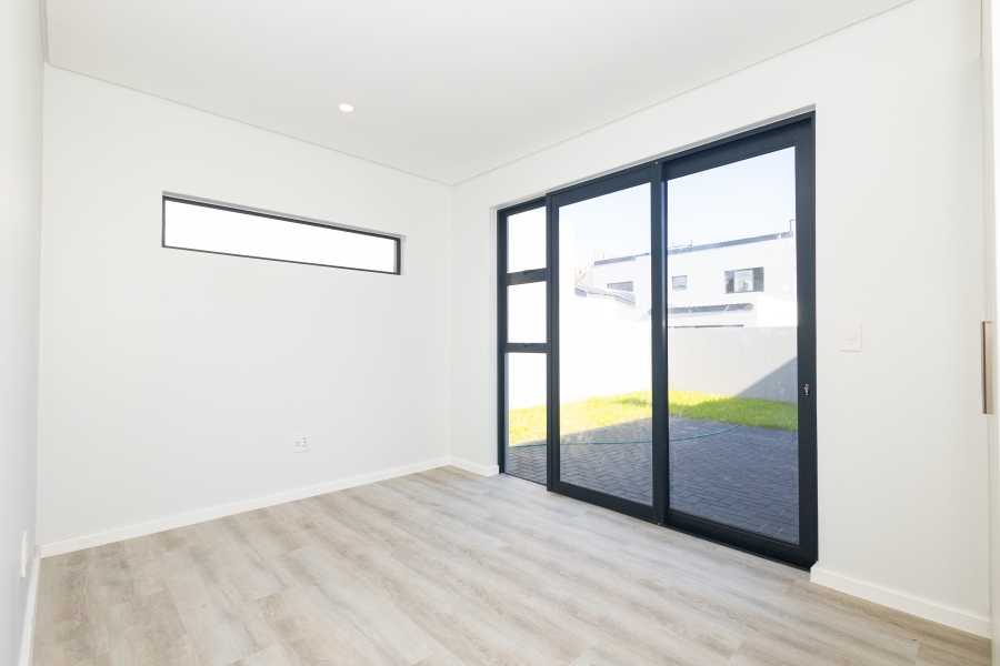4 Bedroom Property for Sale in Sandown Western Cape